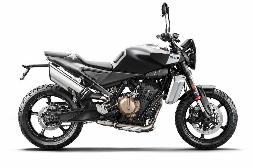 HUSQVARNA 801 SVARTPILEN 2025