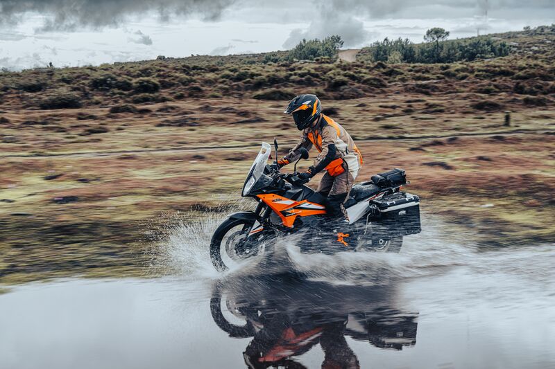 KTM ADVENTURE 890 2023