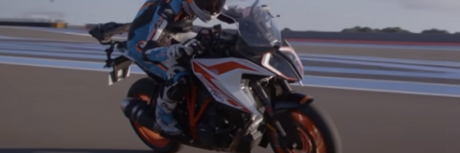 Essai KTM 1290 Superduke GT - High Side